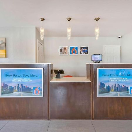 Motel 6-Falls Church, Va - Arlington Boulevard Экстерьер фото