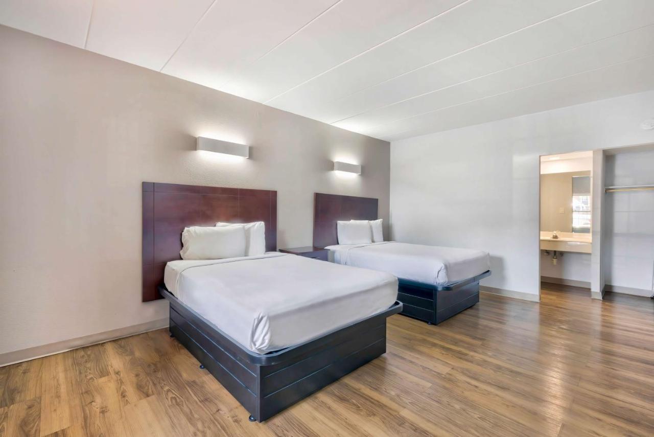 Motel 6-Falls Church, Va - Arlington Boulevard Экстерьер фото