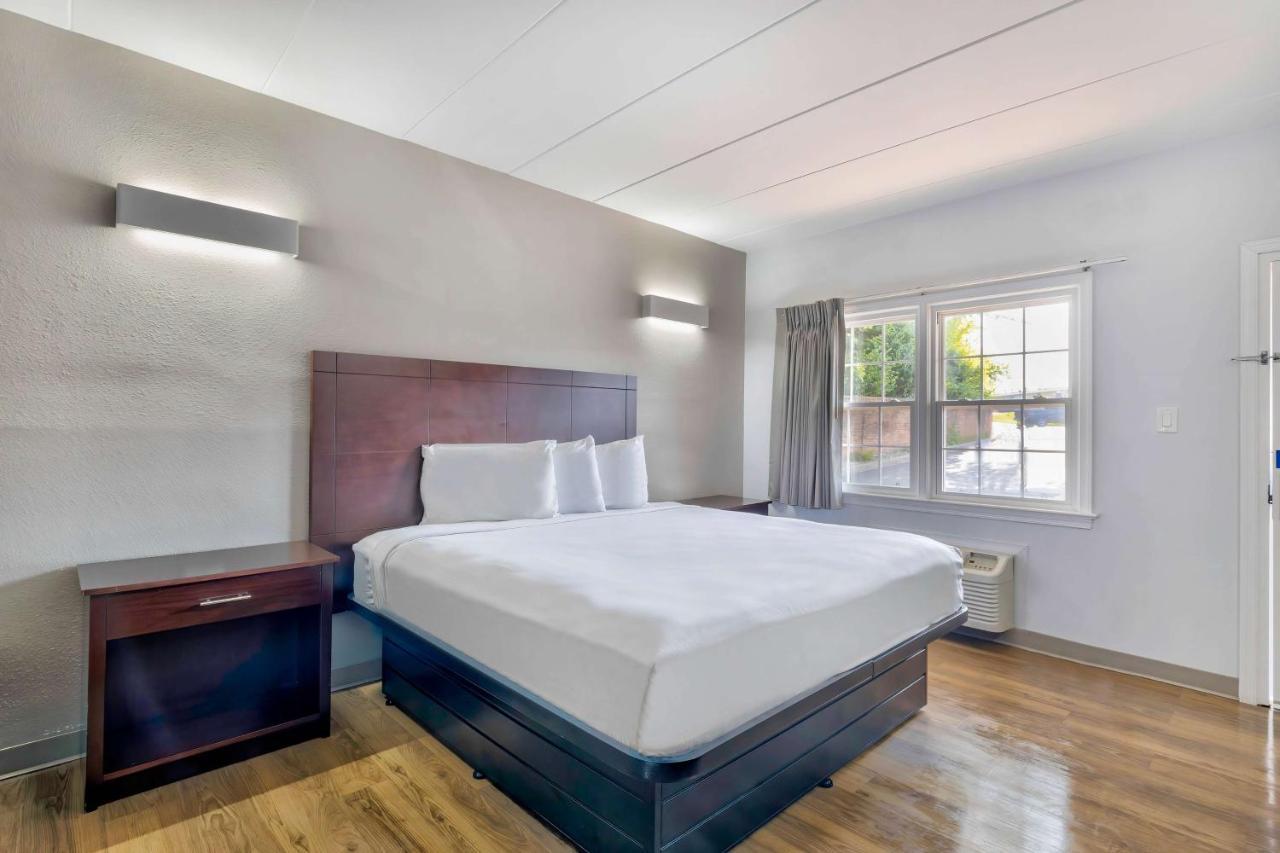 Motel 6-Falls Church, Va - Arlington Boulevard Экстерьер фото